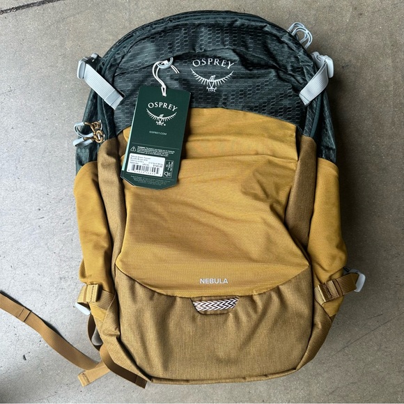 Osprey Nebula Backpack 32L Green Brindle Brown Outdoor Commuter Laptop NEW - Picture 1 of 13